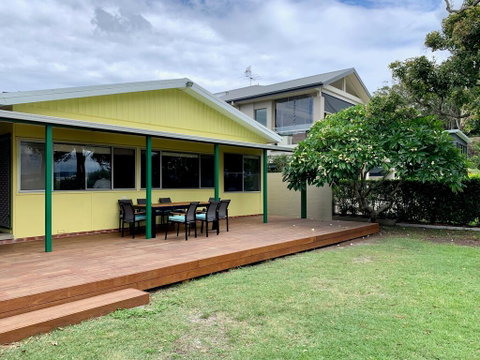 Corlette Point Road, 18, Sandy Shores - QLD Tourism 0