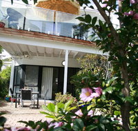 Corlette Retreat - QLD Tourism