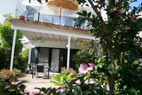 Corlette Retreat - QLD Tourism 0
