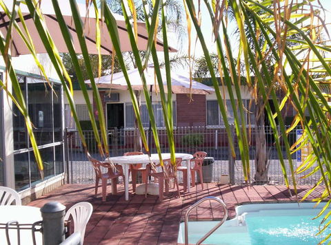 Corowa Motor Inn - Queensland Tourism 0