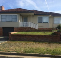 Costa Park Cottage Ena - Armidale