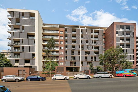 Cosy 3BR Penthouse Close To Westfield And Train - QLD Tourism 1