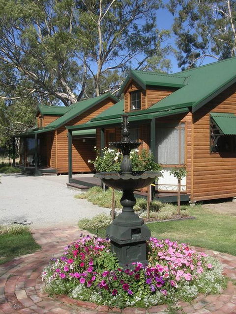 Cottages On Edward - QLD Tourism 3
