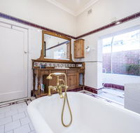 Cottesloe Eclectic House - Queensland Tourism