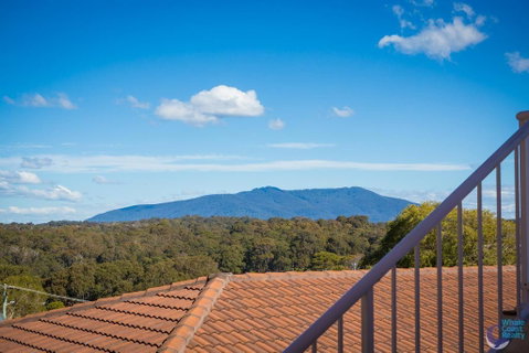 Countess Court Unit - Great Ocean Views - QLD Tourism 3