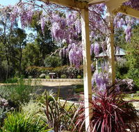 Country Charm Retreat BB - QLD Tourism