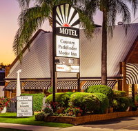Country Pathfinder Motor Inn - QLD Tourism