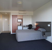 Country Roads Motor Inn Dysart - QLD Tourism