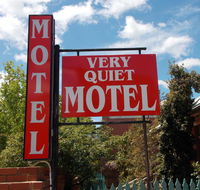 Cowra Crest Motel - QLD Tourism