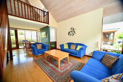 Cowrie Chalet - Queensland Tourism 2