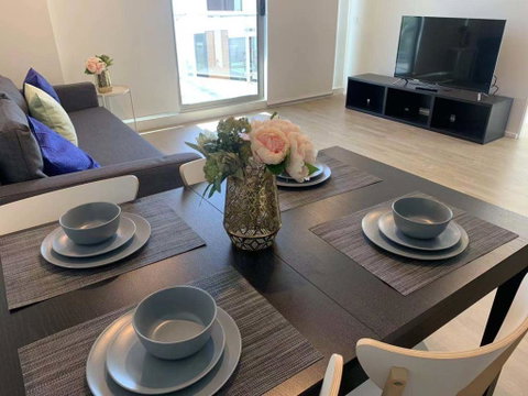 Cozy & Brand New Apt In The Heart Of Western - QLD Tourism 3