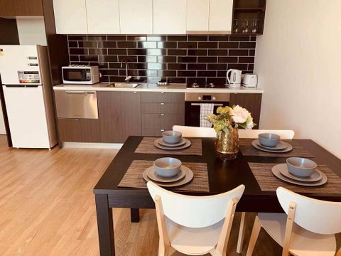 Cozy & Brand New Apt In The Heart Of Western - QLD Tourism 0