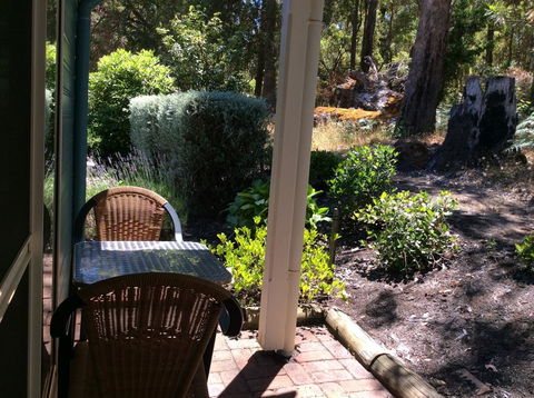 Crabapple Lane - QLD Tourism 3