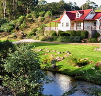 Crabtree Riverfront Cottages - Queensland Tourism