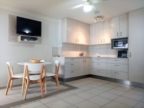 Cranbourne Court Unit 7 - QLD Tourism 3
