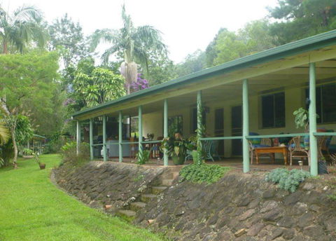 Croftons Retreat Nimbin - QLD Tourism 0