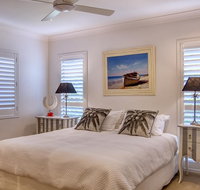 Cronulla Beach House BB - QLD Tourism