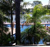 Cypress waterfront spa apartment - Queensland Tourism