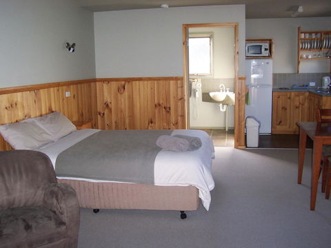 D'Altons Resort - QLD Tourism 2