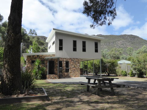 Dacelo - QLD Tourism 0