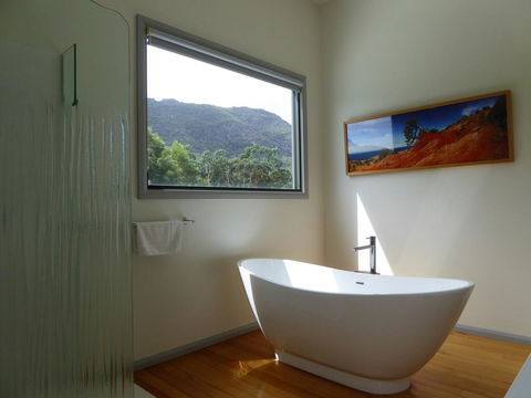 Dacelo - QLD Tourism 1