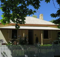 Dalton Cottage - QLD Tourism