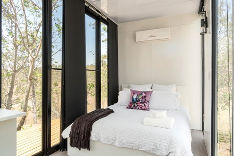 Dam It Getaway Tiny House - Queensland Tourism 2