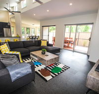 Decked Out At Bright - Queensland Tourism