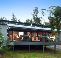 Dee Jays Studio - QLD Tourism