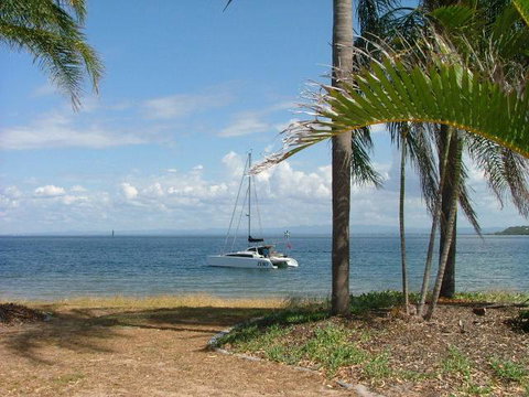 Delightful Duplex On Rose Ct, Bongaree - QLD Tourism 1