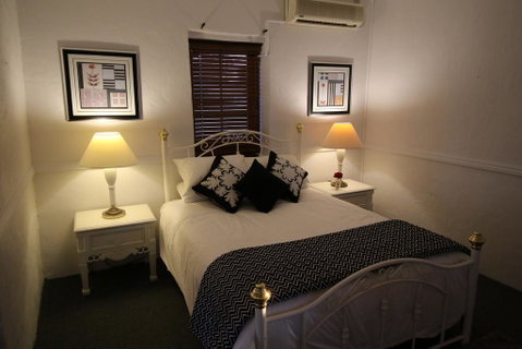 Dempster Cottage - QLD Tourism 2