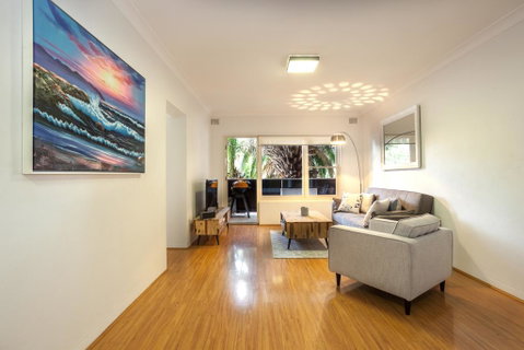 DENHAM DAZE (I677) -L'Abode - QLD Tourism 3