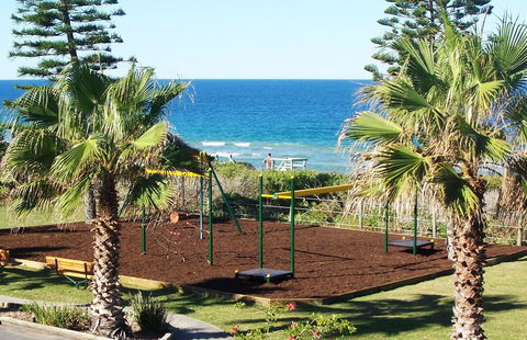 Diamond Beach Holiday Park - Queensland Tourism 0