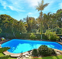Diggers Beach Surf House - QLD Tourism