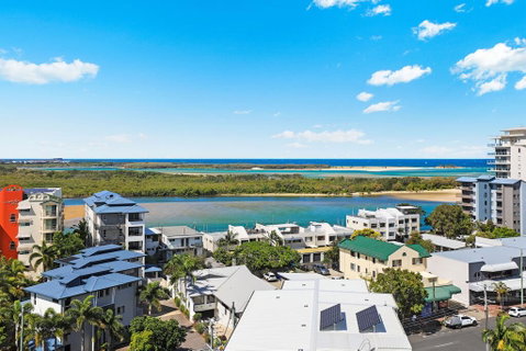 Direct Hotels - The Rhythm On Beach - QLD Tourism 2