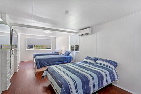 Dirigeree Street, 4 - Queensland Tourism 3