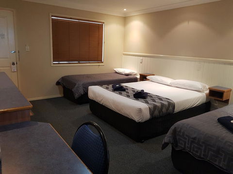 Dirranbandi Motor Inn - Queensland Tourism 2