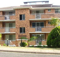 Dolphin Court 1/48 North Street - QLD Tourism
