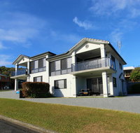 Dolphin Court 2 1 Gowing Street - QLD Tourism