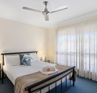 Dolphin Sands Holiday Cabins - QLD Tourism