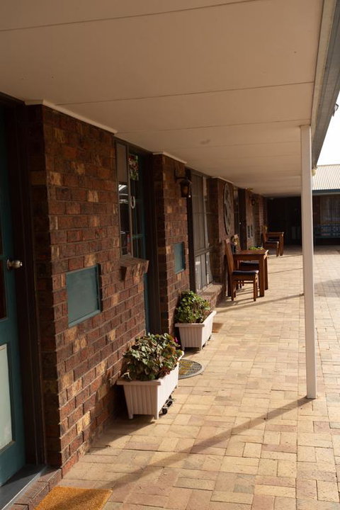 Donald Motor Lodge - QLD Tourism 3