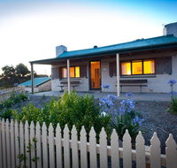 Donington Cottage Lincoln National Park - QLD Tourism