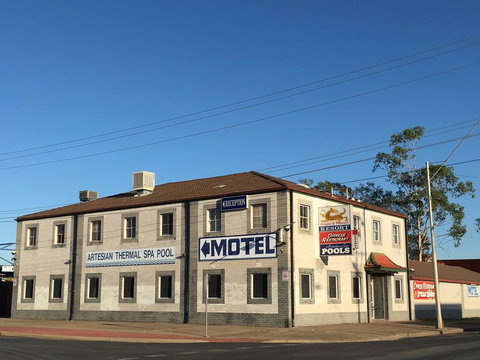 Dragon Phoenix Resort - QLD Tourism 0