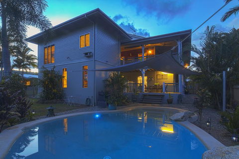 Driftwood Bed And Breakfast - QLD Tourism 3
