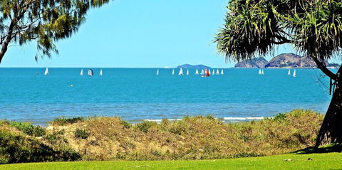 Driftwood Motel And Holiday Units - Queensland Tourism 0