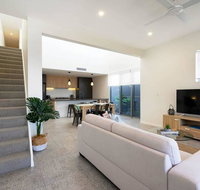 Dune Townhouse on Nautilus Way - QLD Tourism