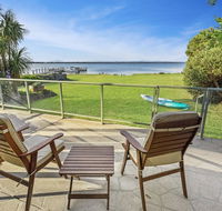 Eagle Point Getaway - Waterfront Serenity - Queensland Tourism