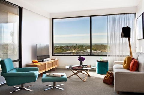 East Hotel And Apartments - Queensland Tourism 2