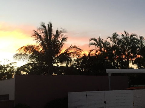 Econo Lodge Beachside - QLD Tourism 2