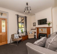 Edward Cottage Heritage Central Comfortable. - QLD Tourism